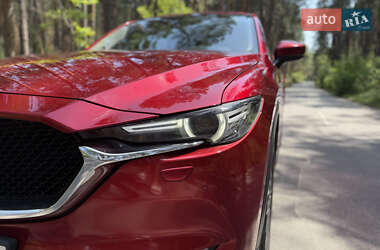 Внедорожник / Кроссовер Mazda CX-5 2017 в 