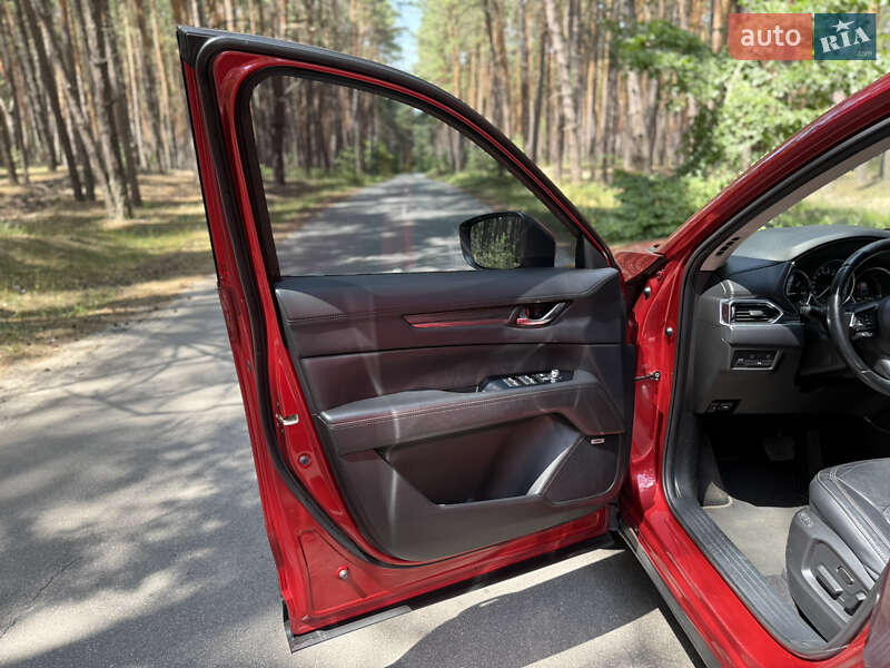 Позашляховик / Кросовер Mazda CX-5 2017 в Охтирці