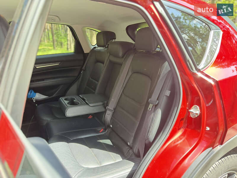 Позашляховик / Кросовер Mazda CX-5 2017 в Охтирці
