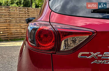 Позашляховик / Кросовер Mazda CX-5 2014 в 