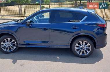 Позашляховик / Кросовер Mazda CX-5 2024 в 