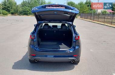 Позашляховик / Кросовер Mazda CX-5 2024 в 