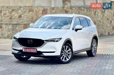 Позашляховик / Кросовер Mazda CX-5 2021 в 