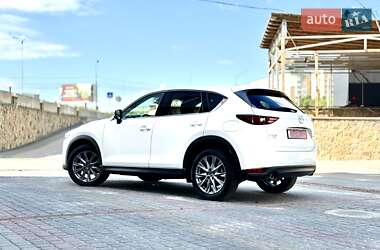 Позашляховик / Кросовер Mazda CX-5 2021 в 
