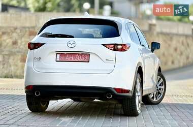 Позашляховик / Кросовер Mazda CX-5 2021 в 