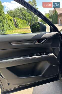 Позашляховик / Кросовер Mazda CX-5 2017 в 