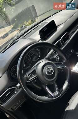 Позашляховик / Кросовер Mazda CX-5 2017 в 
