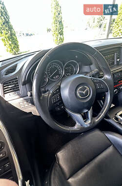 Позашляховик / Кросовер Mazda CX-5 2014 в 