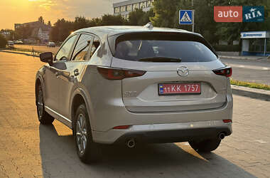 Внедорожник / Кроссовер Mazda CX-5 2023 в 