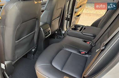 Внедорожник / Кроссовер Mazda CX-5 2023 в 