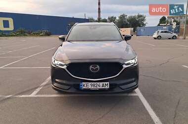 Позашляховик / Кросовер Mazda CX-5 2018 в 