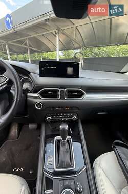Позашляховик / Кросовер Mazda CX-5 2024 в 