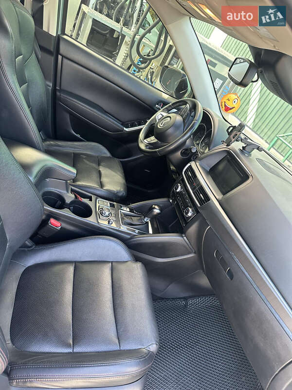 Позашляховик / Кросовер Mazda CX-5 2015 в Чернівцях