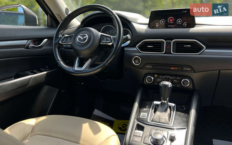 Позашляховик / Кросовер Mazda CX-5 2017 в Львові