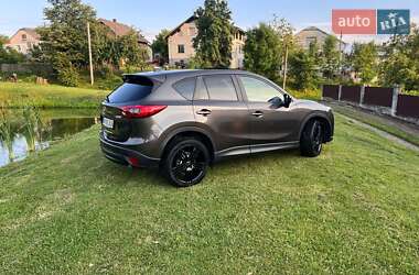 Позашляховик / Кросовер Mazda CX-5 2017 в 