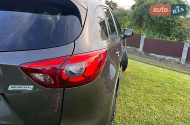 Позашляховик / Кросовер Mazda CX-5 2017 в 