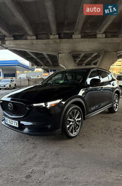 Позашляховик / Кросовер Mazda CX-5 2020 в 