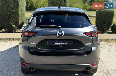 Позашляховик / Кросовер Mazda CX-5 2018 в 