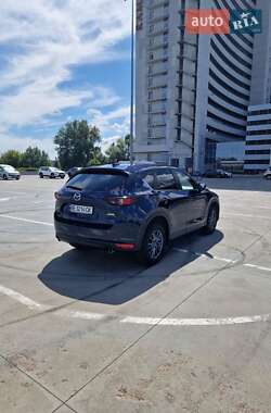 Позашляховик / Кросовер Mazda CX-5 2019 в 