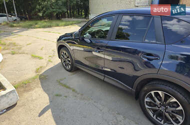 Позашляховик / Кросовер Mazda CX-5 2015 в 