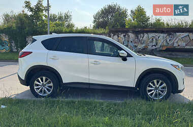 Позашляховик / Кросовер Mazda CX-5 2016 в 