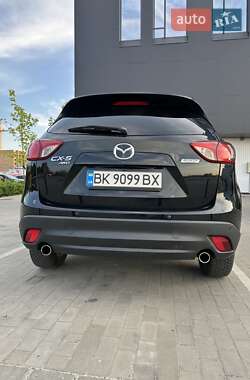 Позашляховик / Кросовер Mazda CX-5 2013 в 