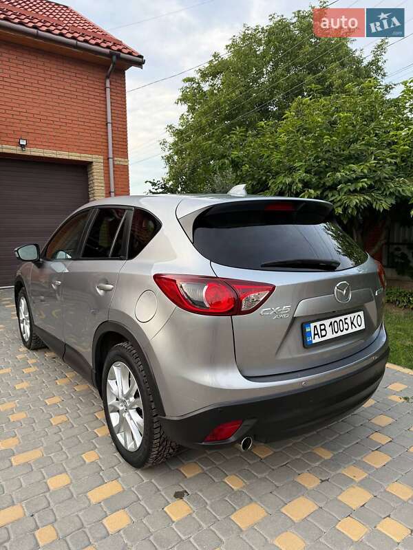 Позашляховик / Кросовер Mazda CX-5 2013 в 