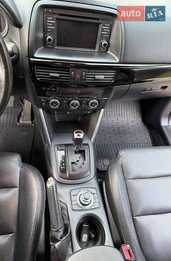 Позашляховик / Кросовер Mazda CX-5 2013 в 