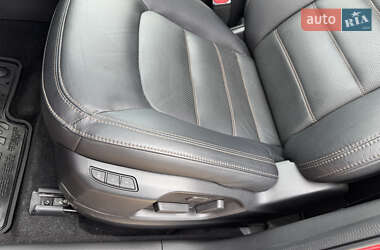 Позашляховик / Кросовер Mazda CX-5 2020 в 