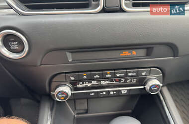 Позашляховик / Кросовер Mazda CX-5 2020 в 