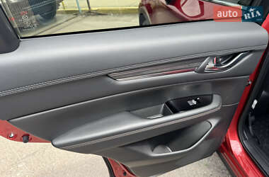 Позашляховик / Кросовер Mazda CX-5 2020 в 