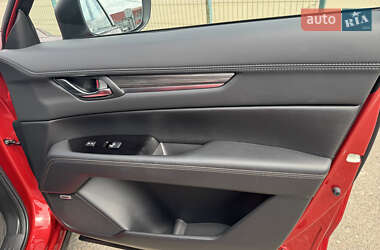 Позашляховик / Кросовер Mazda CX-5 2020 в 