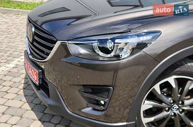 Позашляховик / Кросовер Mazda CX-5 2016 в 
