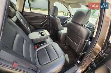 Позашляховик / Кросовер Mazda CX-5 2016 в 