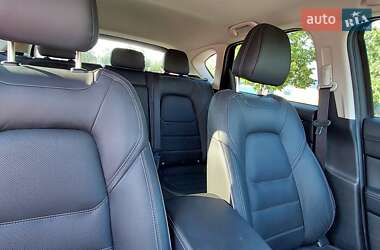 Внедорожник / Кроссовер Mazda CX-5 2023 в 
