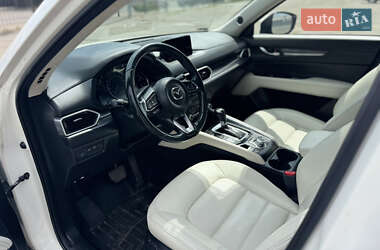 Позашляховик / Кросовер Mazda CX-5 2019 в 