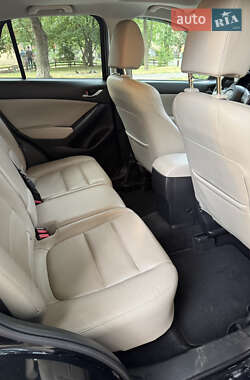 Позашляховик / Кросовер Mazda CX-5 2014 в 
