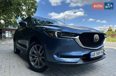 Позашляховик / Кросовер Mazda CX-5 2018 в 