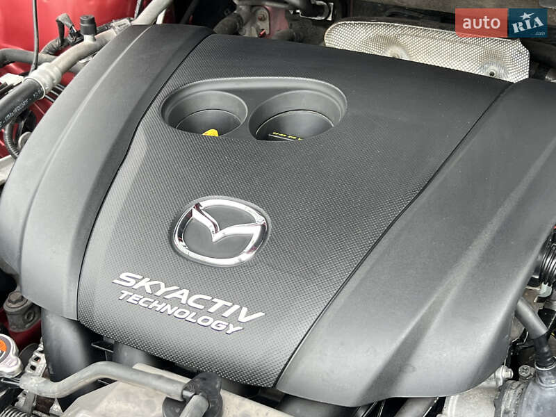 Позашляховик / Кросовер Mazda CX-5 2015 в Луцьку