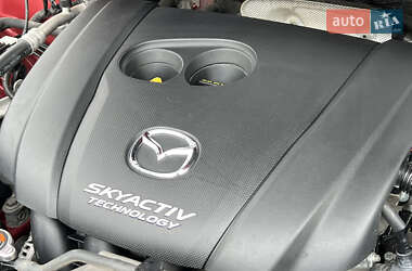Позашляховик / Кросовер Mazda CX-5 2015 в 