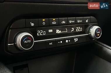 Позашляховик / Кросовер Mazda CX-5 2020 в 