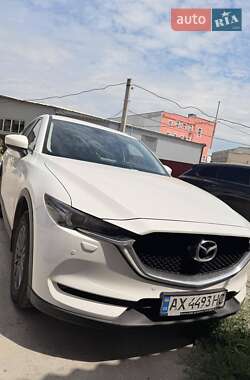 Внедорожник / Кроссовер Mazda CX-5 2018 в 