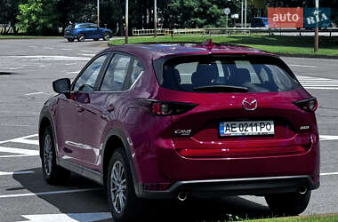 Позашляховик / Кросовер Mazda CX-5 2019 в 