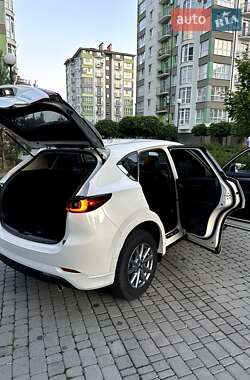 Внедорожник / Кроссовер Mazda CX-5 2024 в 