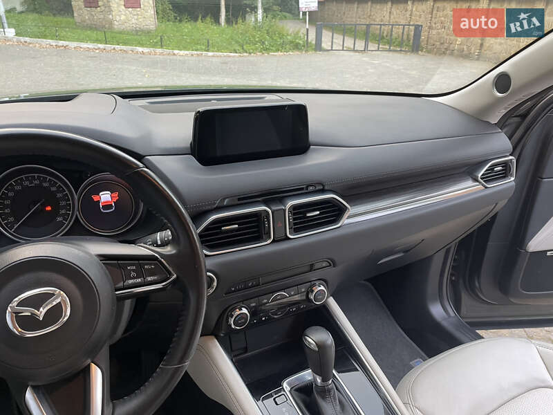 Внедорожник / Кроссовер Mazda CX-5 2018 в Черновцах