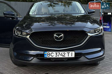 Внедорожник / Кроссовер Mazda CX-5 2018 в 