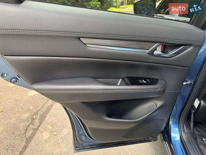 Внедорожник / Кроссовер Mazda CX-5 2019 в Киеве