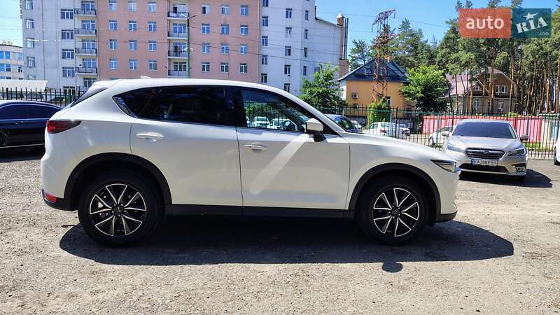 Внедорожник / Кроссовер Mazda CX-5 2017 в Киеве