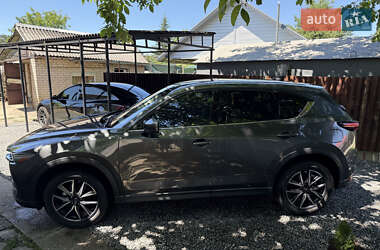 Внедорожник / Кроссовер Mazda CX-5 2018 в 