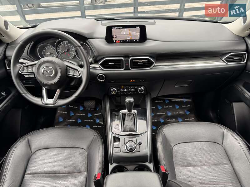 Позашляховик / Кросовер Mazda CX-5 2017 в Рівному